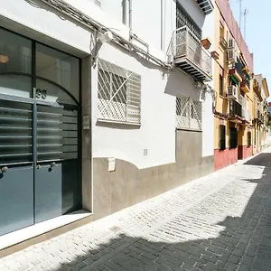 Triana 3 Bedrooms & 2 Bath Parking Included Séville