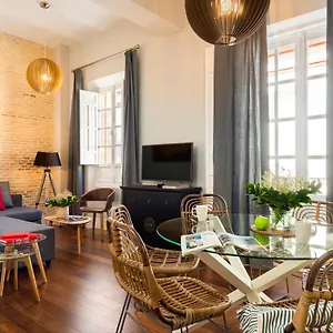 Imperial Luxury & Modern Siviglia